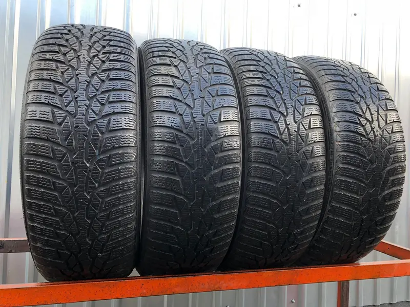 Комплект б/у шин 205/55 R16 Nokian WR D4