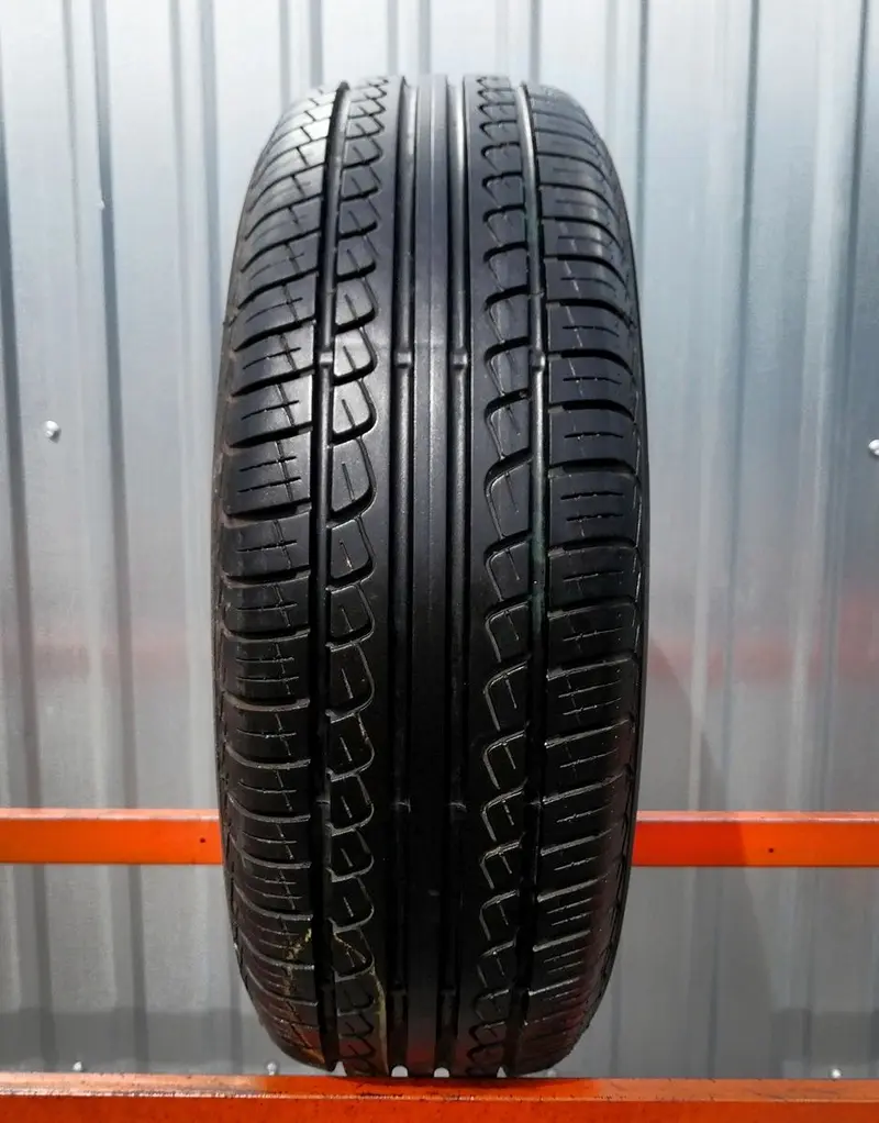 Б/у шина 205/55 R16 Pirelli P 7, фото 1
