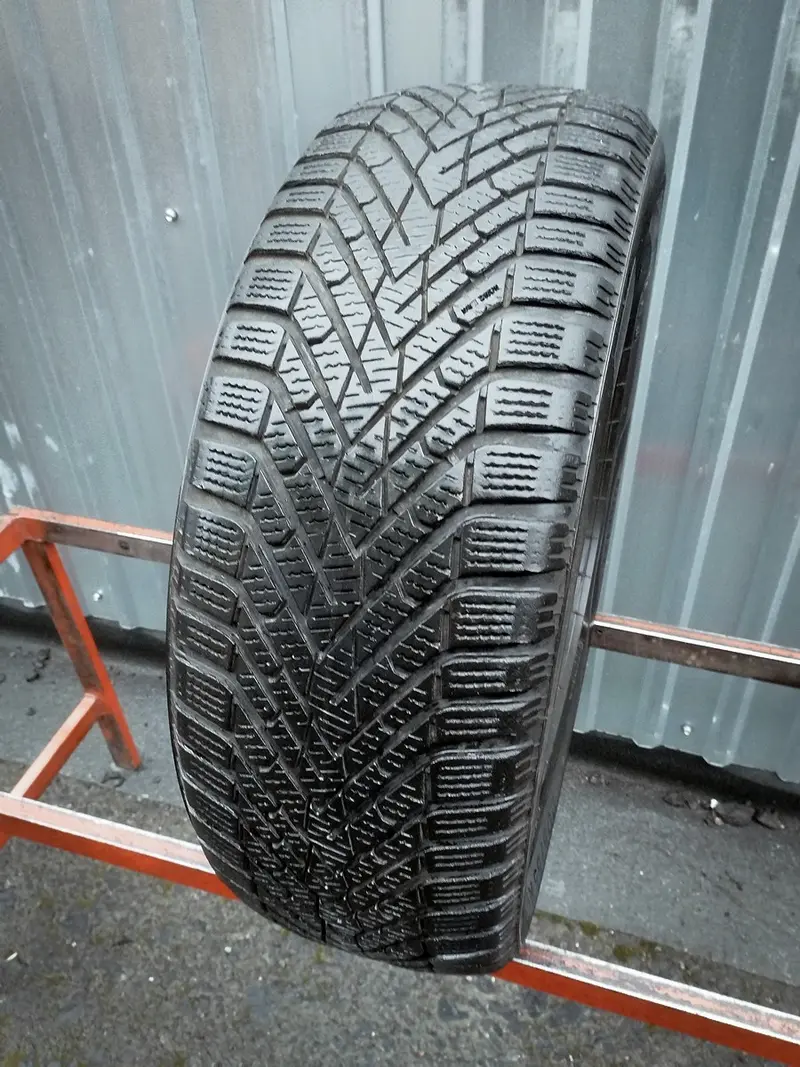 Б/у шина 205/55 R16 Pirelli Winter Cinturato 2