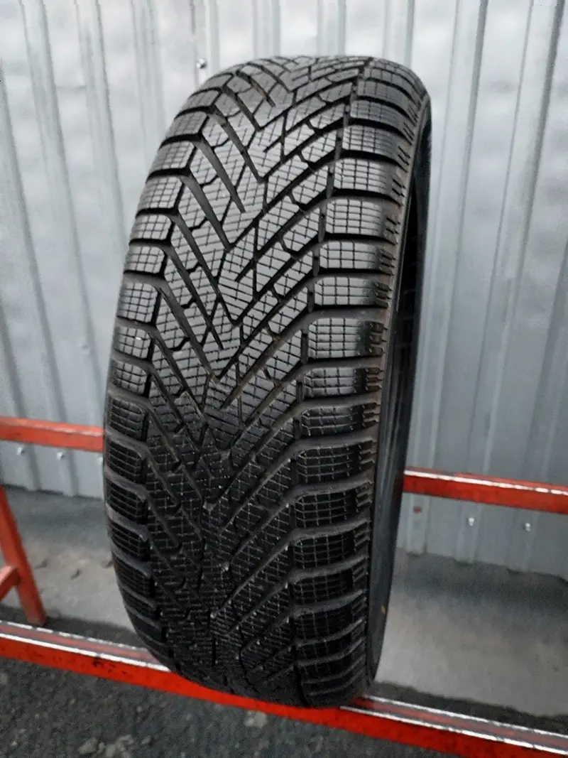 Б/у шина 205/55 R16 Pirelli Winter Cinturato 2