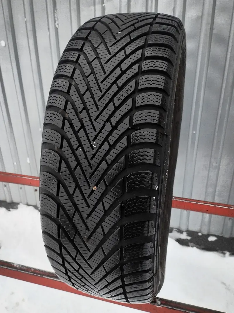 Б/у шина 205/55 R16 Pirelli Winter Cinturato