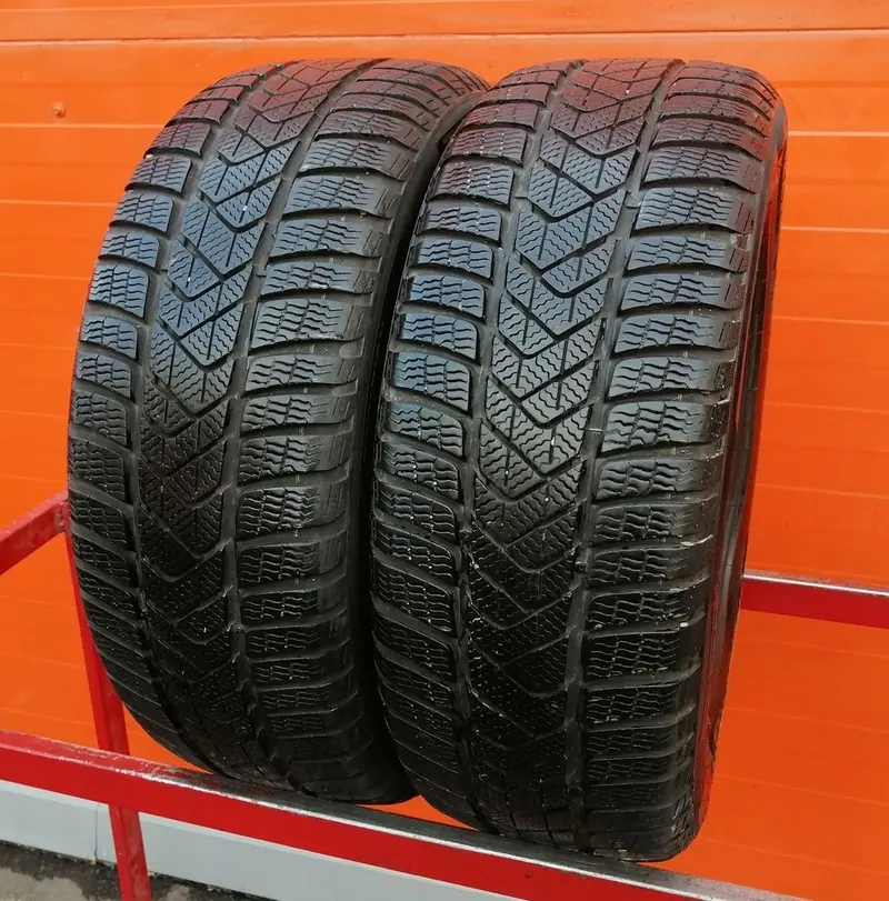Пара б/у шин 205/55 R16 Pirelli Winter Sottozero 3