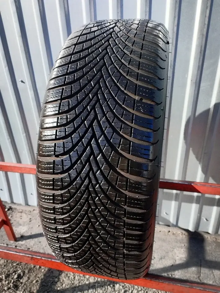 Б/у шина 205/55 R16 Sava All Weather