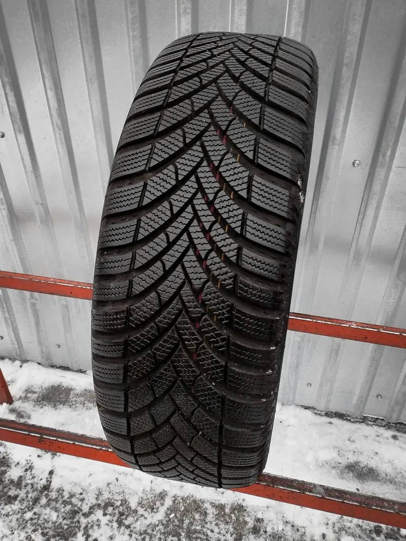 Б/у шина 205/55 R16 Semperit Speed Grip 5, фото 1