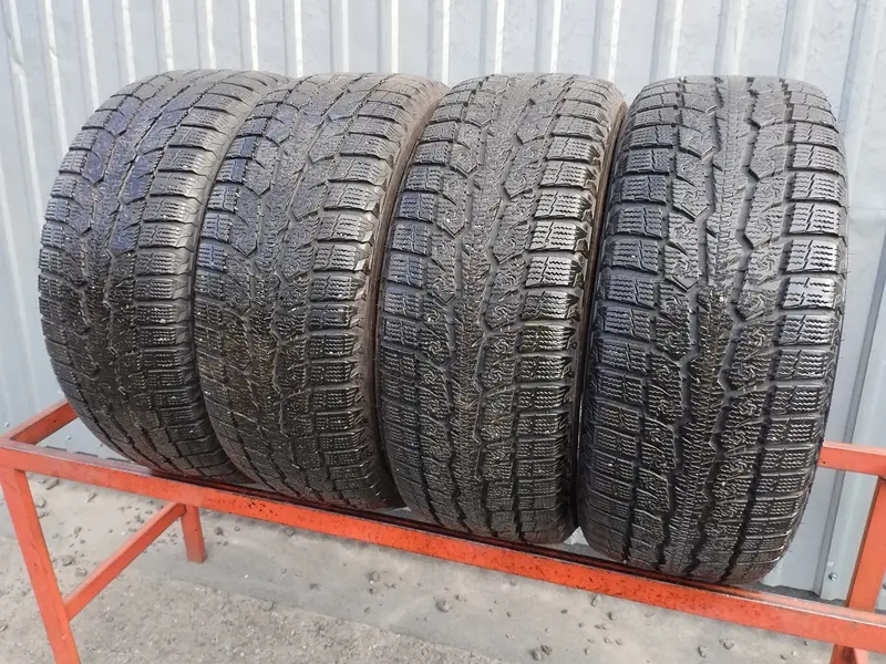Комплект б/у шин 205/55 R16 Toyo Observe GSI-6