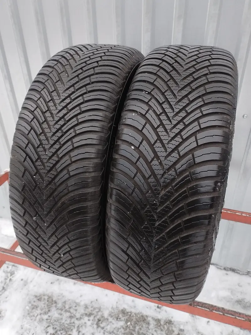 Пара б/у шин 205/55 R16 Vredestein Quatrac