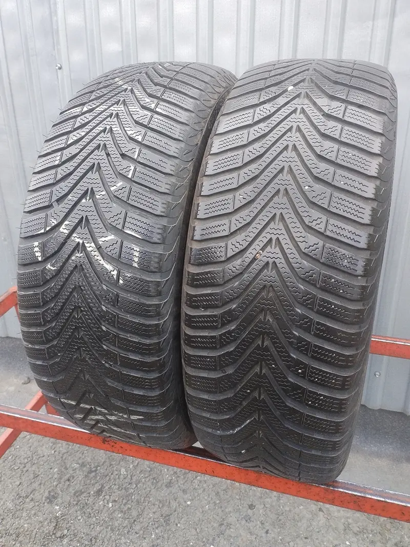 Пара б/у шин 205/55 R16 Vredestein Snowtrac 5
