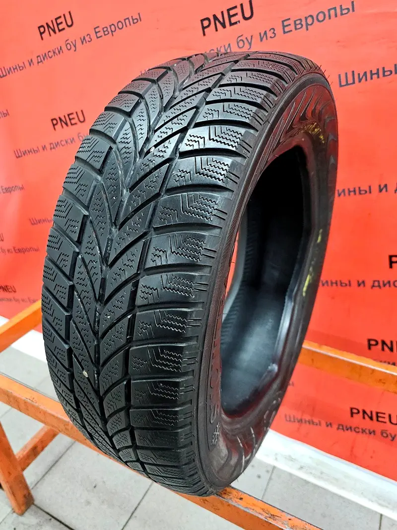 Б/у шина 205/55 R16 Vredestein Snowtrac