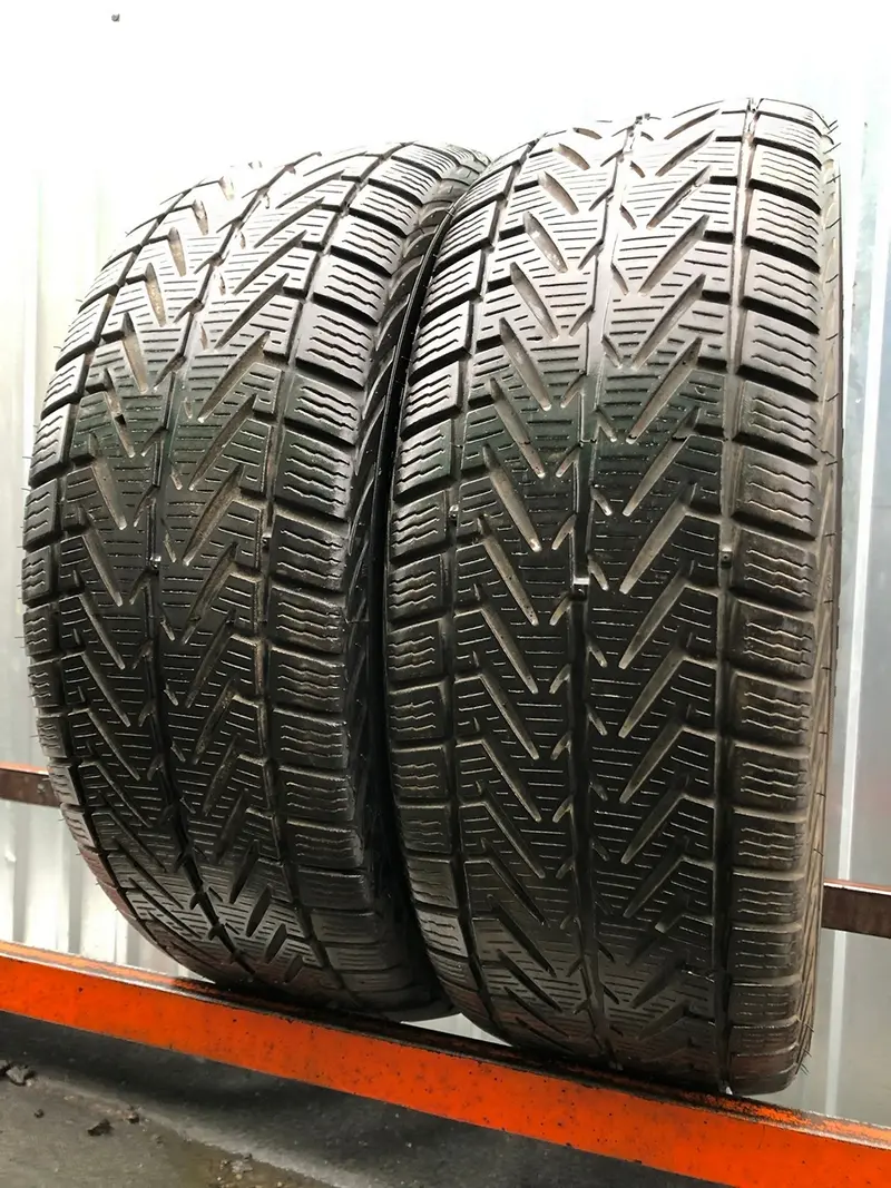 Пара б/у шин 205/55 R16 Vredestein Wintrac Xtreme