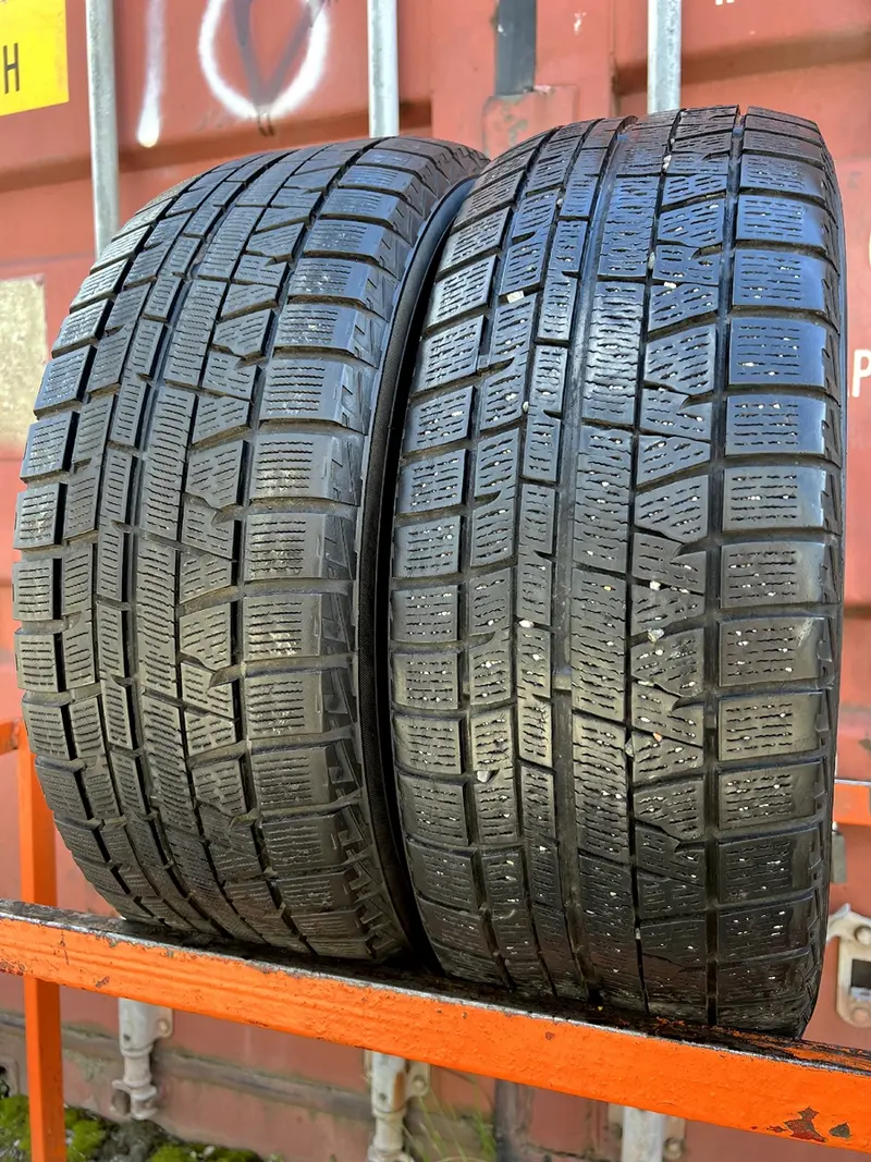 Пара б/у шин 205/55 R16 Yokohama Ice Guard IG50 Plus
