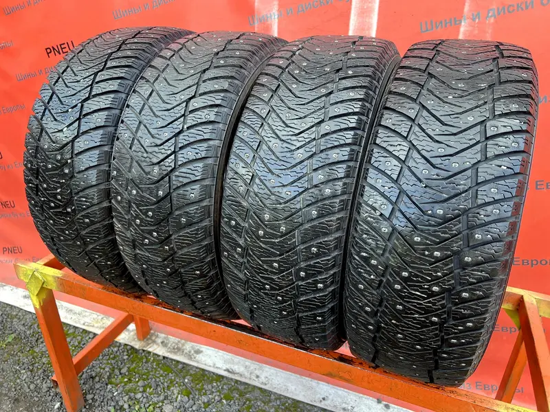 Комплект б/у шин 205/55 R16 Yokohama Ice Guard IG65