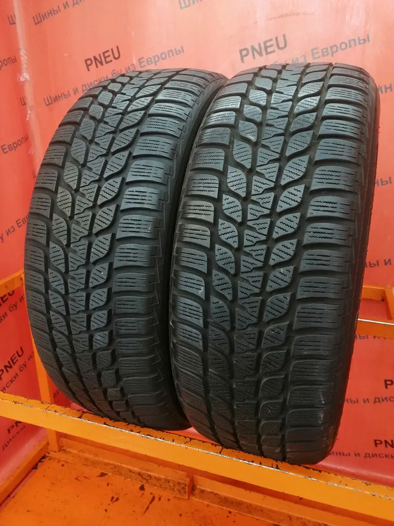 Пара б/у шин 205/55 R17 Bridgestone Blizzak LM25