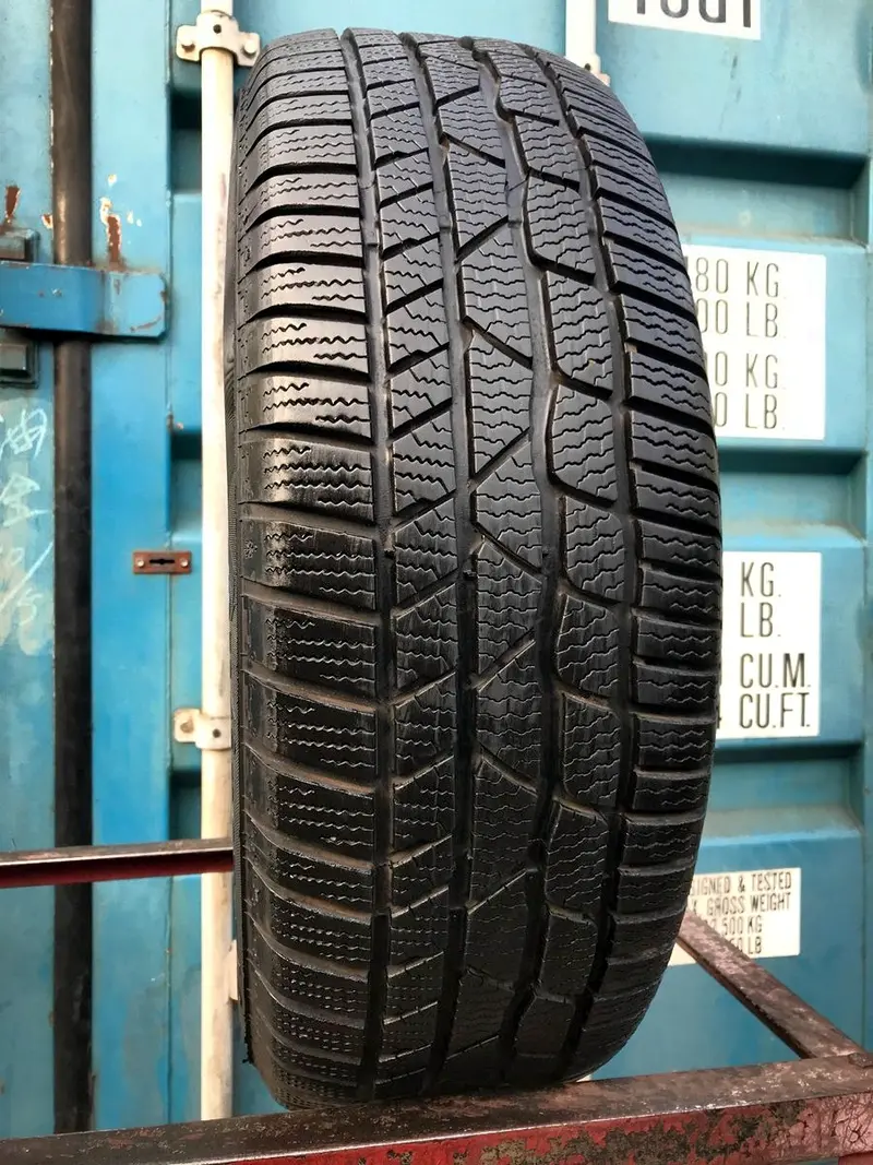 Б/у шина 205/55 R17 Continental ContiWinterContact TS 830 P