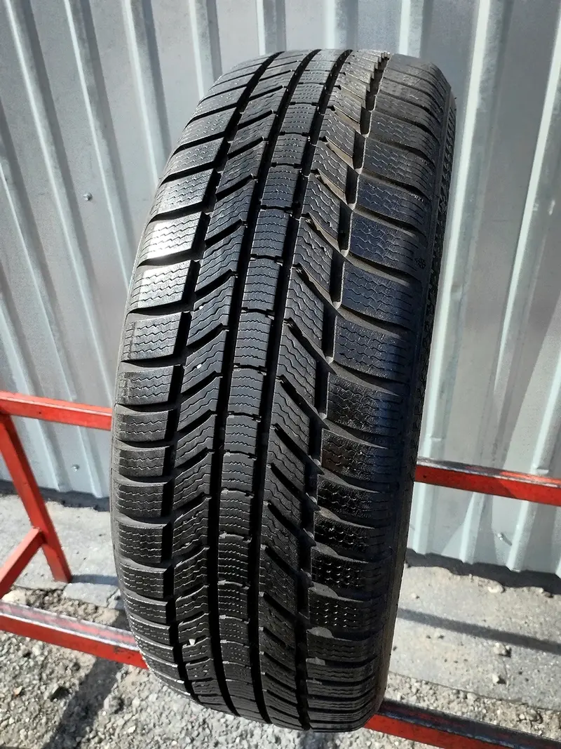 Б/у шина 205/55 R17 Continental ContiWinterContact TS 870 P