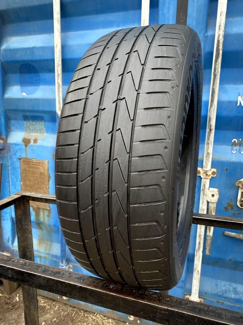 Б/у шина 205/55 R17 Hankook Ventus S1evo 2 K117