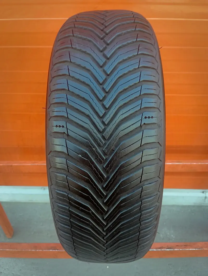 Б/у шина 205/55 R17 Michelin CrossClimate 2, фото 1