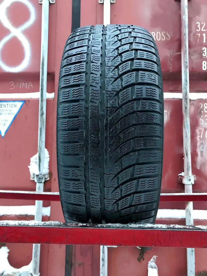 Б/у шина 205/55 R17 Nokian WR A4