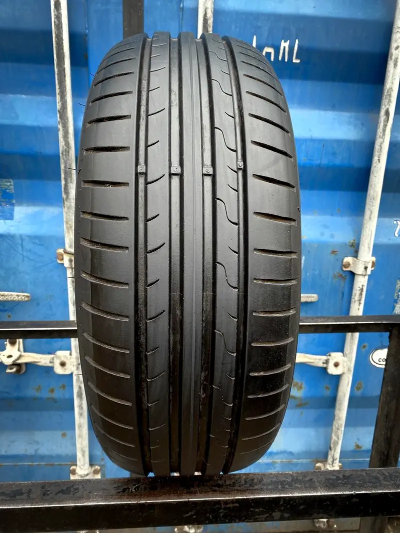 Б/у шина 205/60 R15 Dunlop SP Sport BluResponse