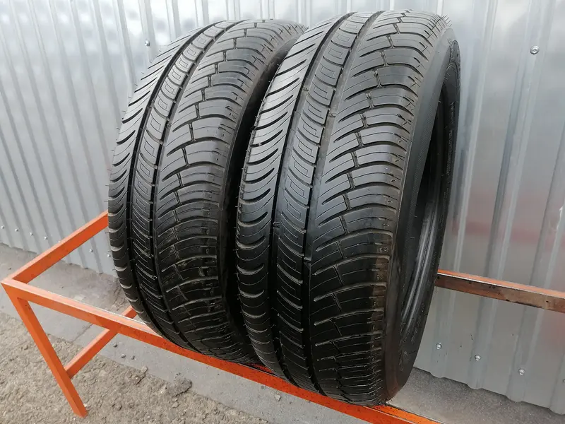 Пара б/у шин 205/60 R15 Michelin Energy E3A