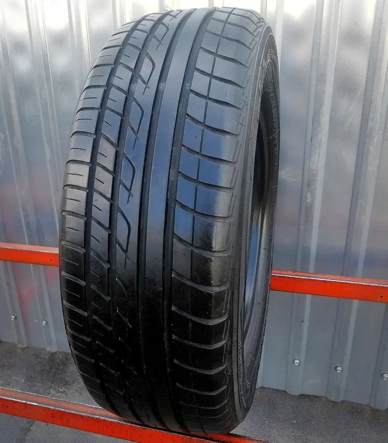 Б/у шина 205/60 R15 Yokohama C.drive AC01