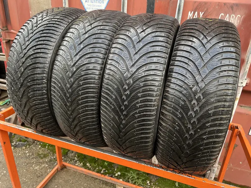 Комплект б/у шин 205/60 R16 BFGoodrich G-Force Winter 2, фото 1