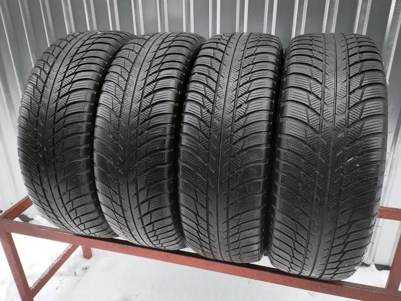 Комплект б/у шин 205/60 R16 Bridgestone Blizzak LM-001 RunFlat