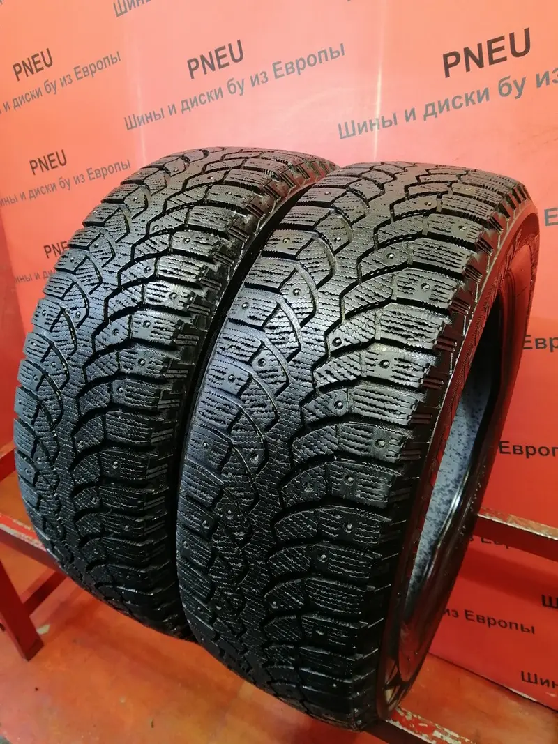 Пара б/у шин 205/60 R16 Bridgestone Blizzak Spike-01