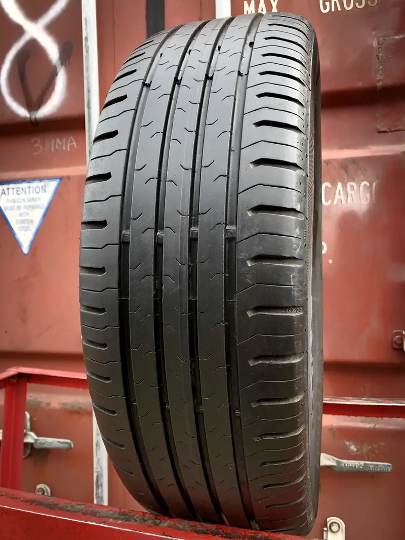 Б/у шина 205/60 R16 Continental ContiEcoContact 5