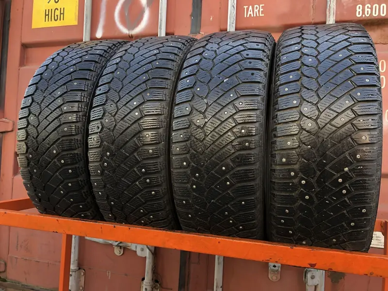 Комплект б/у шин 205/60 R16 Continental ContiIceContact