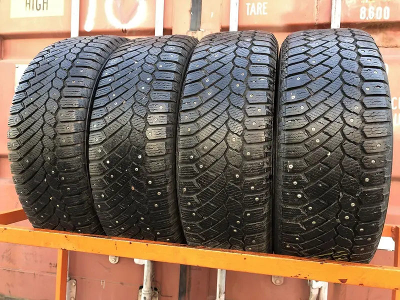 Комплект б/у шин 205/60 R16 Continental ContiIceContact