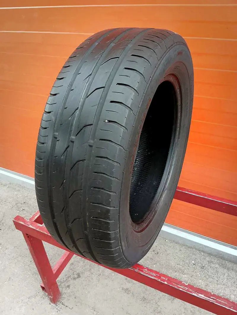 Б/у шина 205/60 R16 Continental ContiPremiumContact 2
