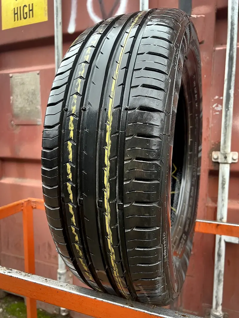 Б/у шина 205/60 R16 Continental ContiPremiumContact 5, фото 1