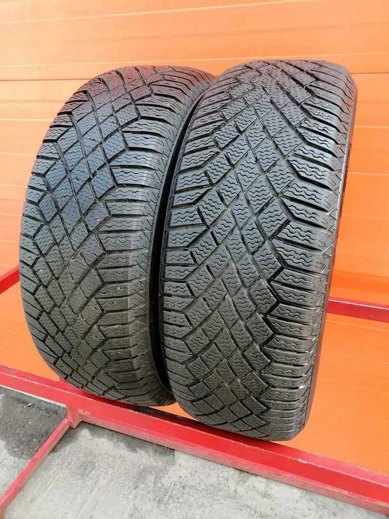 Пара б/у шин 205/60 R16 Continental ContiVikingContact 7