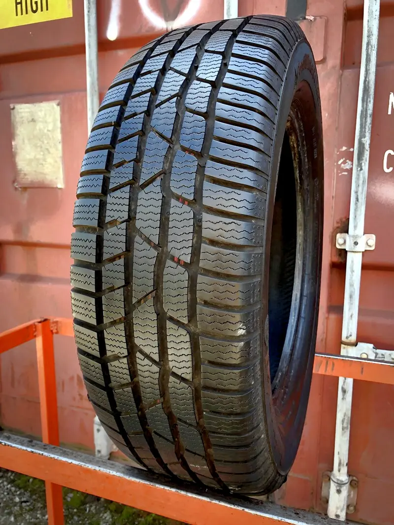 Б/у шина 205/60 R16 Continental ContiWinterContact TS 830 P