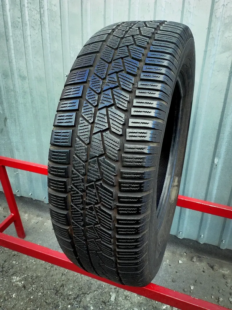 Б/у шина 205/60 R16 Continental ContiWinterContact TS 860S