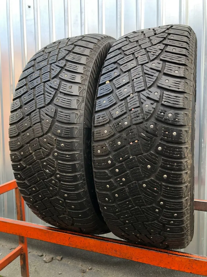 Пара б/у шин 205/60 R16 Continental IceContact 2