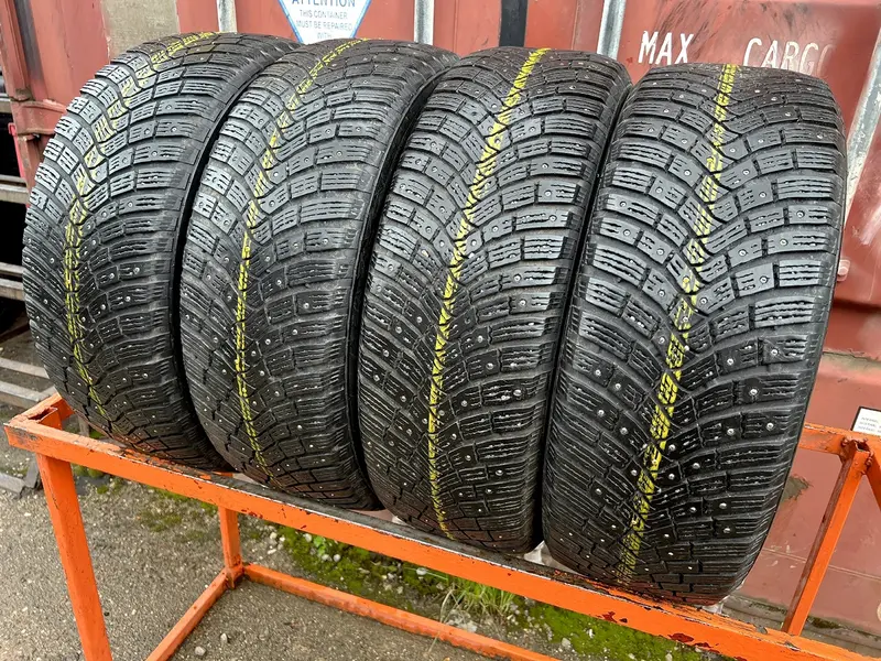 Комплект б/у шин 205/60 R16 Continental IceContact 3