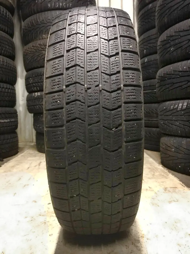 Б/у шина 205/60 R16 Dunlop Graspic DS3, фото 1