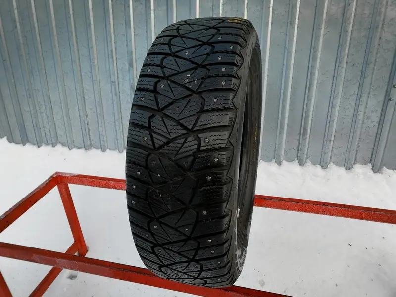 Б/у шина 205/60 R16 Dunlop Ice Touch, фото 1