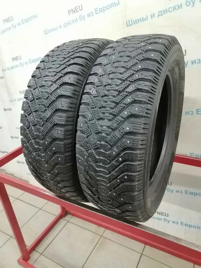 Пара б/у шин 205/60 R16 Dunlop SP Ice Response