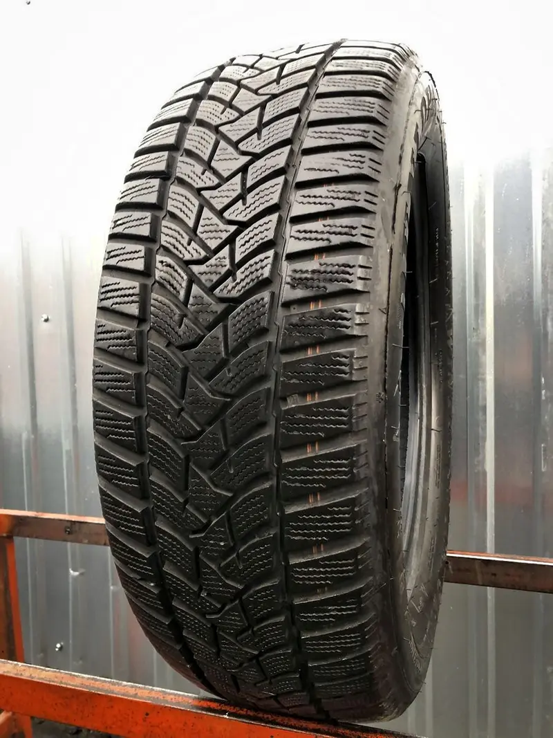 Б/у шина 205/60 R16 Dunlop Winter Sport 5
