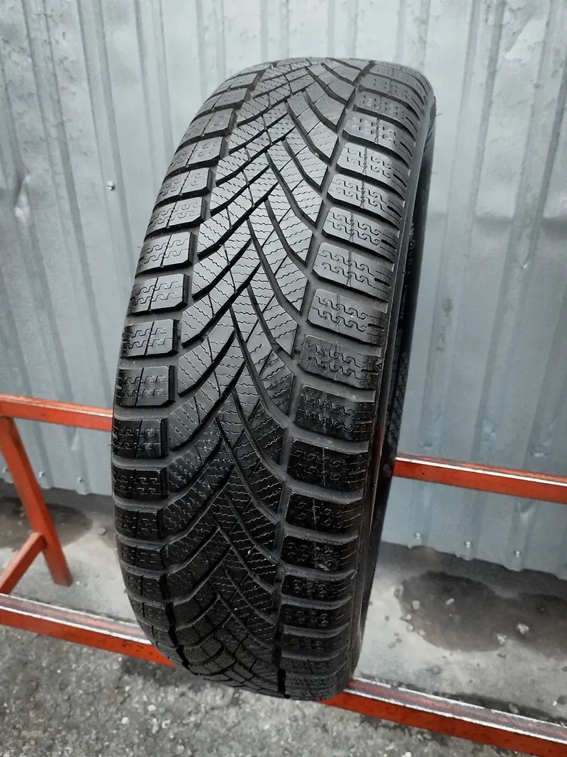 Б/у шина 205/60 R16 Falken EuroAll Season AS210