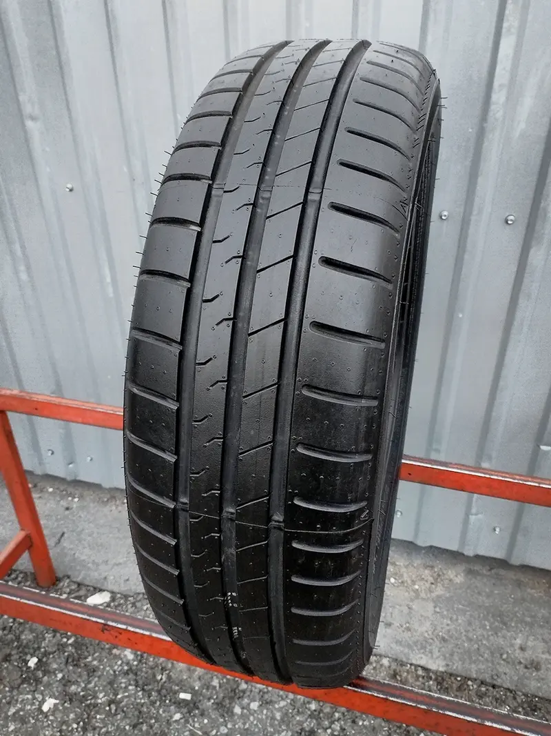 Б/у шина 205/60 R16 Falken Sincera SN-110