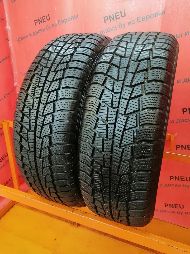 Пара б/у шин 205/60 R16 Gislaved Euro Frost 6