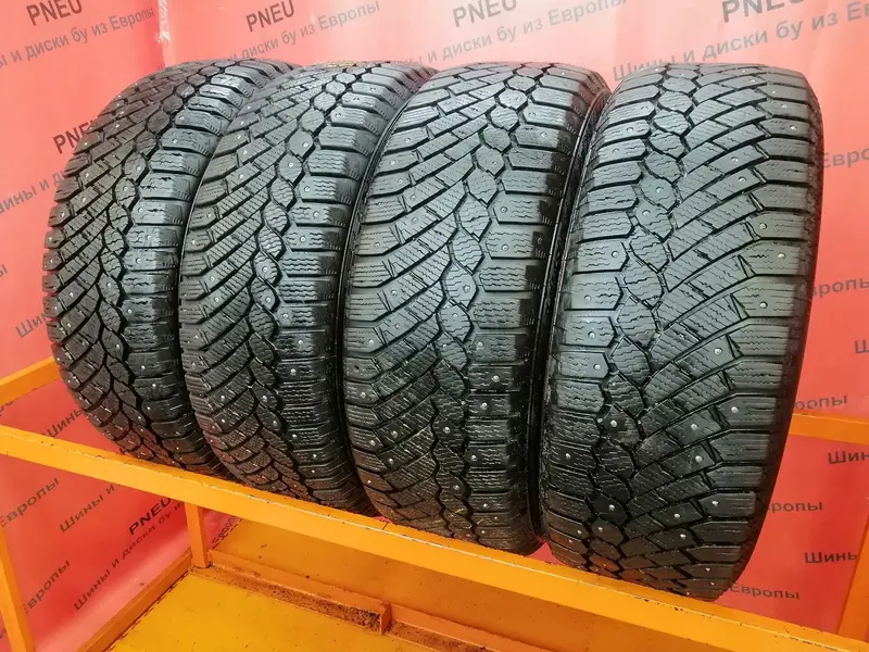 Комплект б/у шин 205/60 R16 Gislaved Nord Frost 200