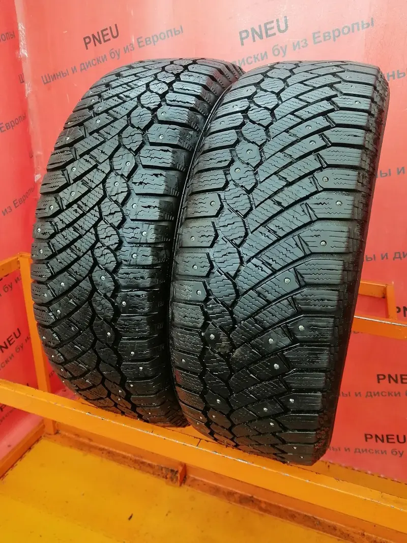 Пара б/у шин 205/60 R16 Gislaved Nord Frost 200