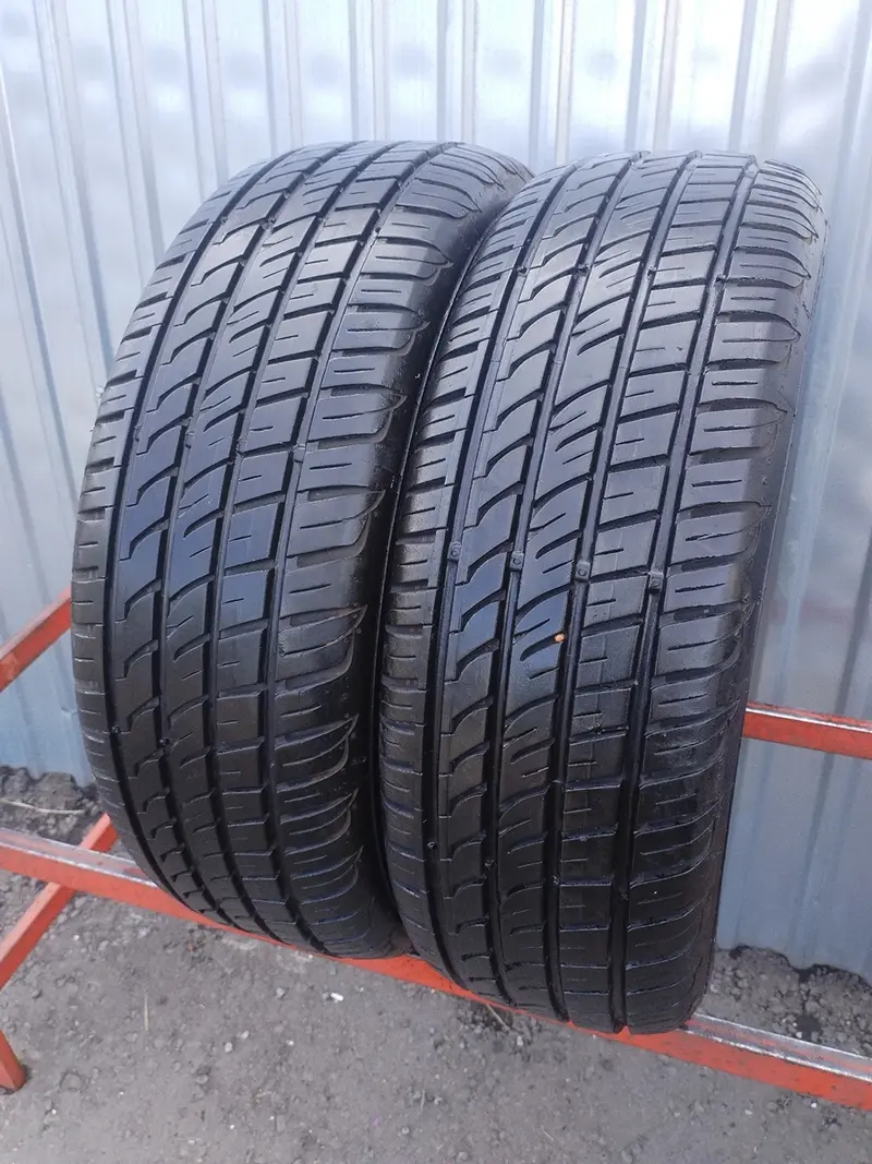 Пара б/у шин 205/60 R16 Gislaved Ultra Speed