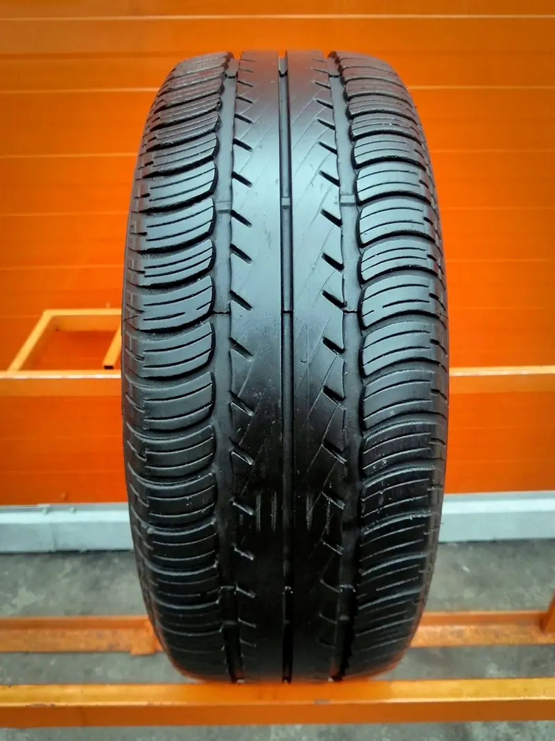Б/у шина 205/60 R16 Goodyear Eagle NCT5