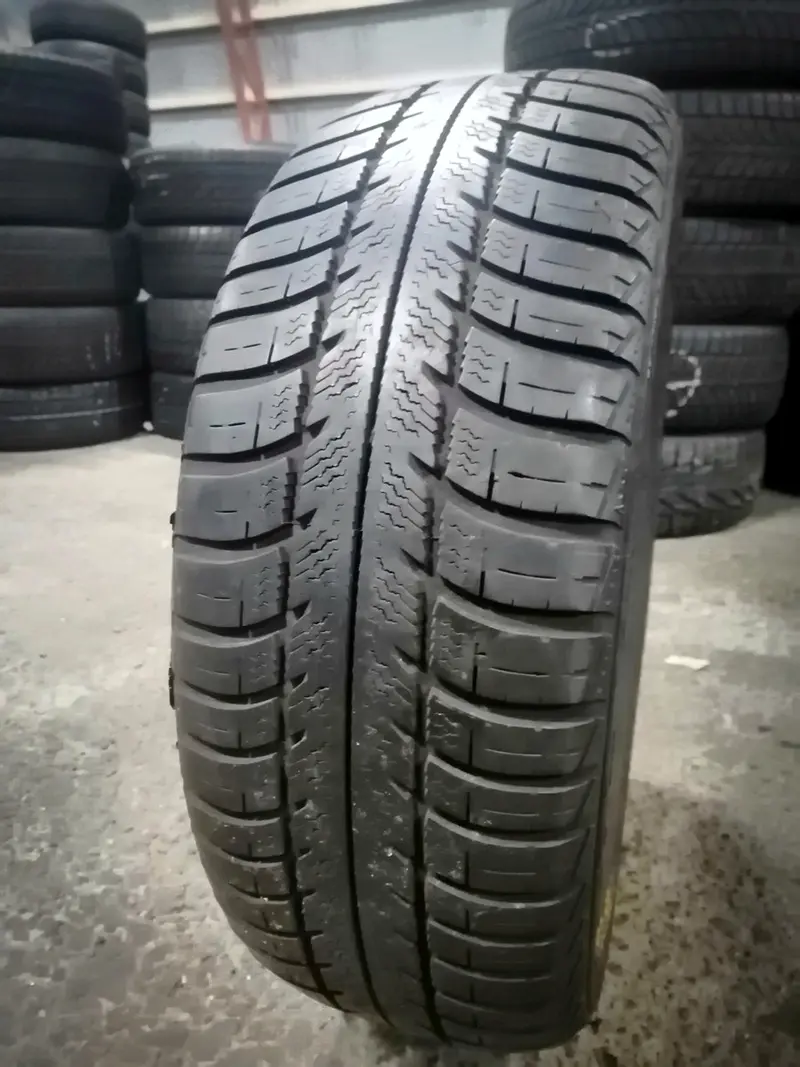 Б/у шина 205/60 R16 Goodyear Eagle Vector + EV-2