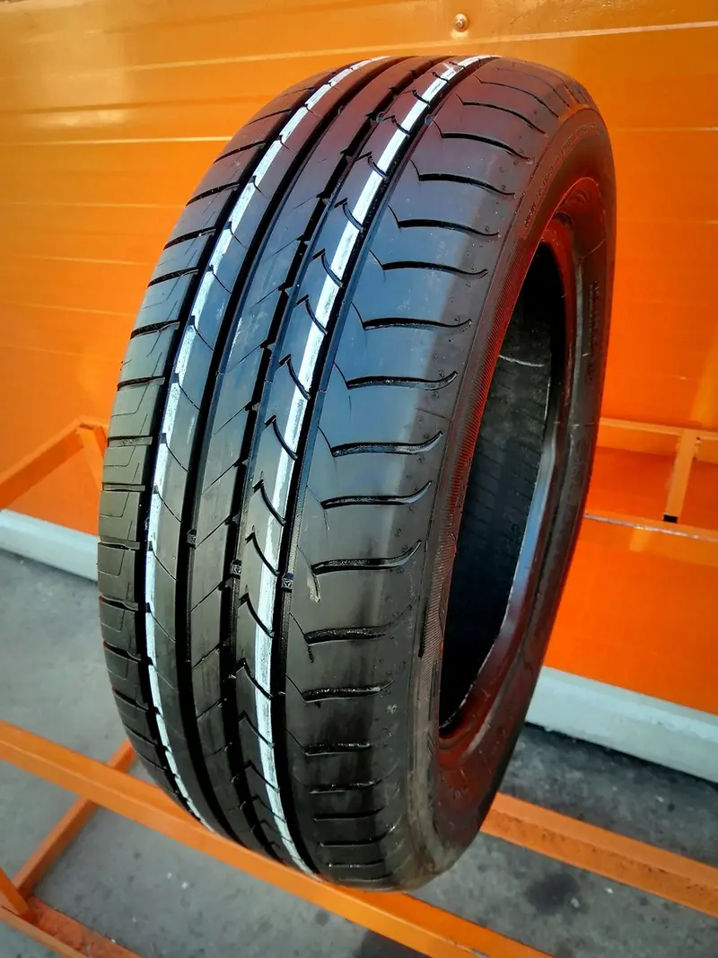 Б/у шина 205/60 R16 Goodyear EfficientGrip, фото 1